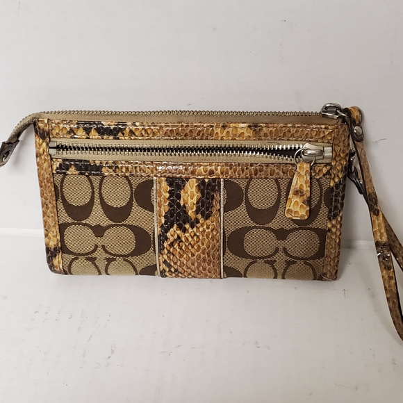Coach Wristlet Wallet Snake Print - Picture 5 of 6